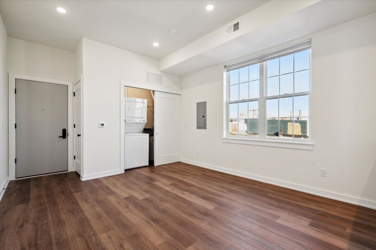 Aston Lofts - Photo 6 of 49