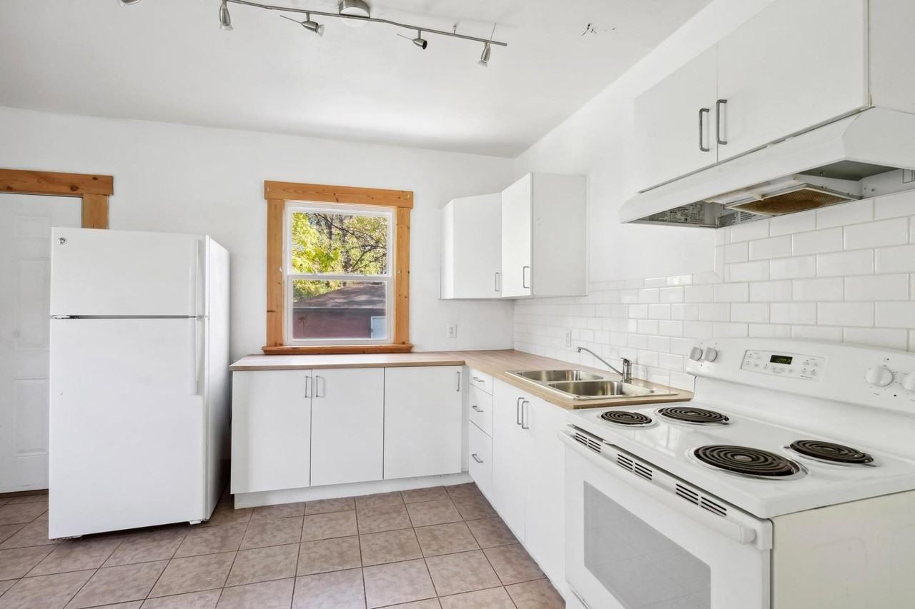 112 Rockwood Ave #114 - Photo 7 of 42