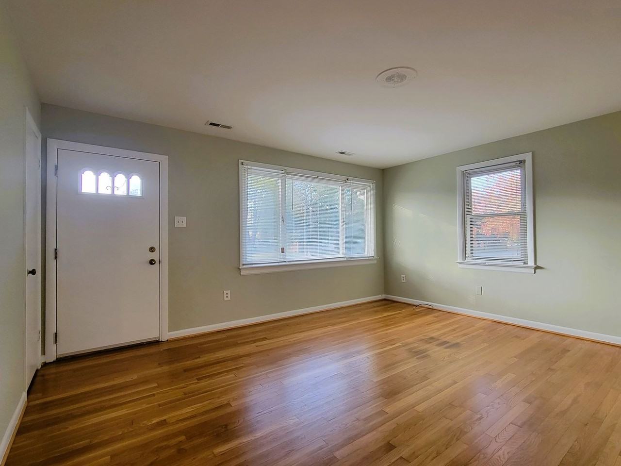 5730 Sweetwood Dr - Photo 3 of 18