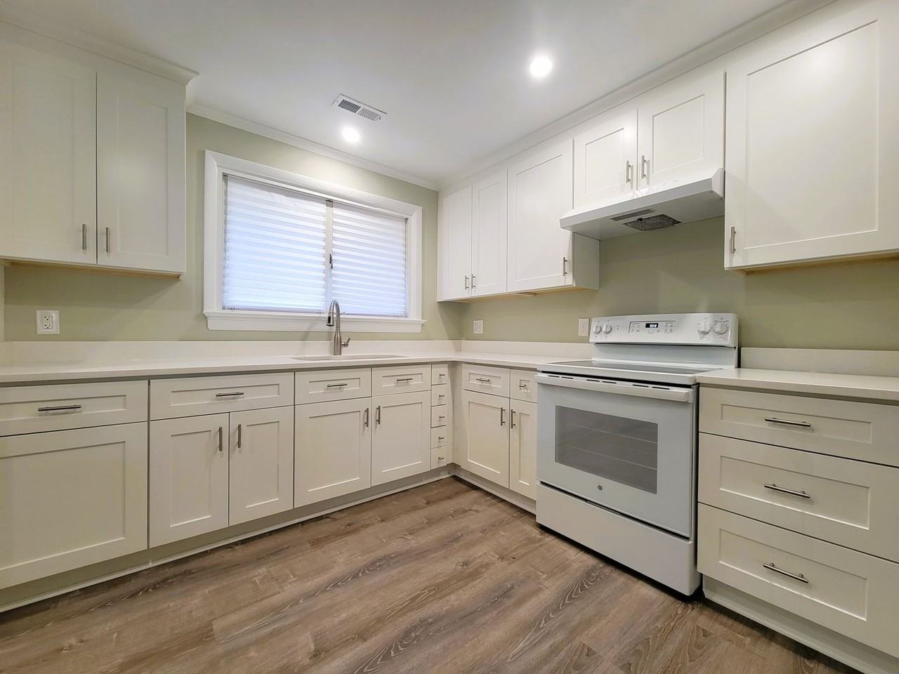 5730 Sweetwood Dr - Photo 7 of 18
