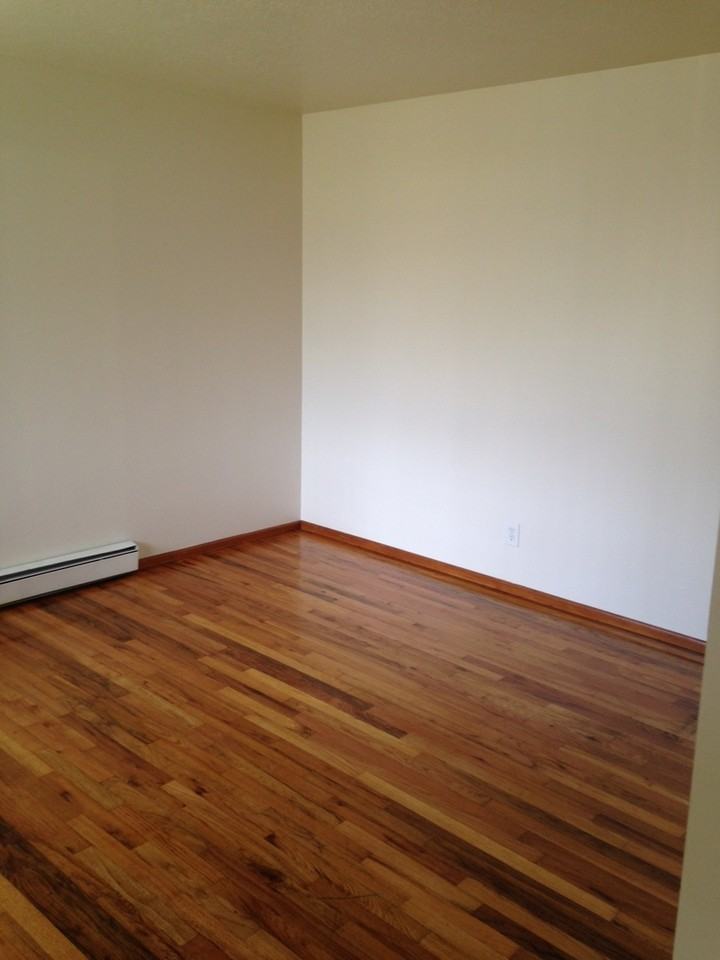 Meadowlark Apartments - Photo 3 of 28