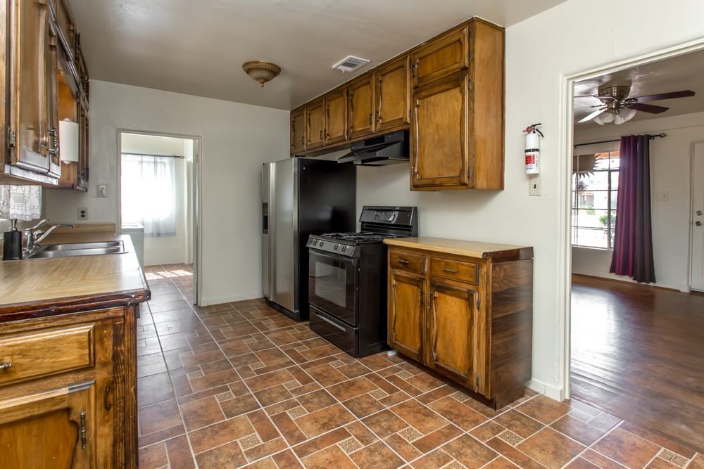 2444 Pueblo Bonito Ct Nw - Photo 3 of 36