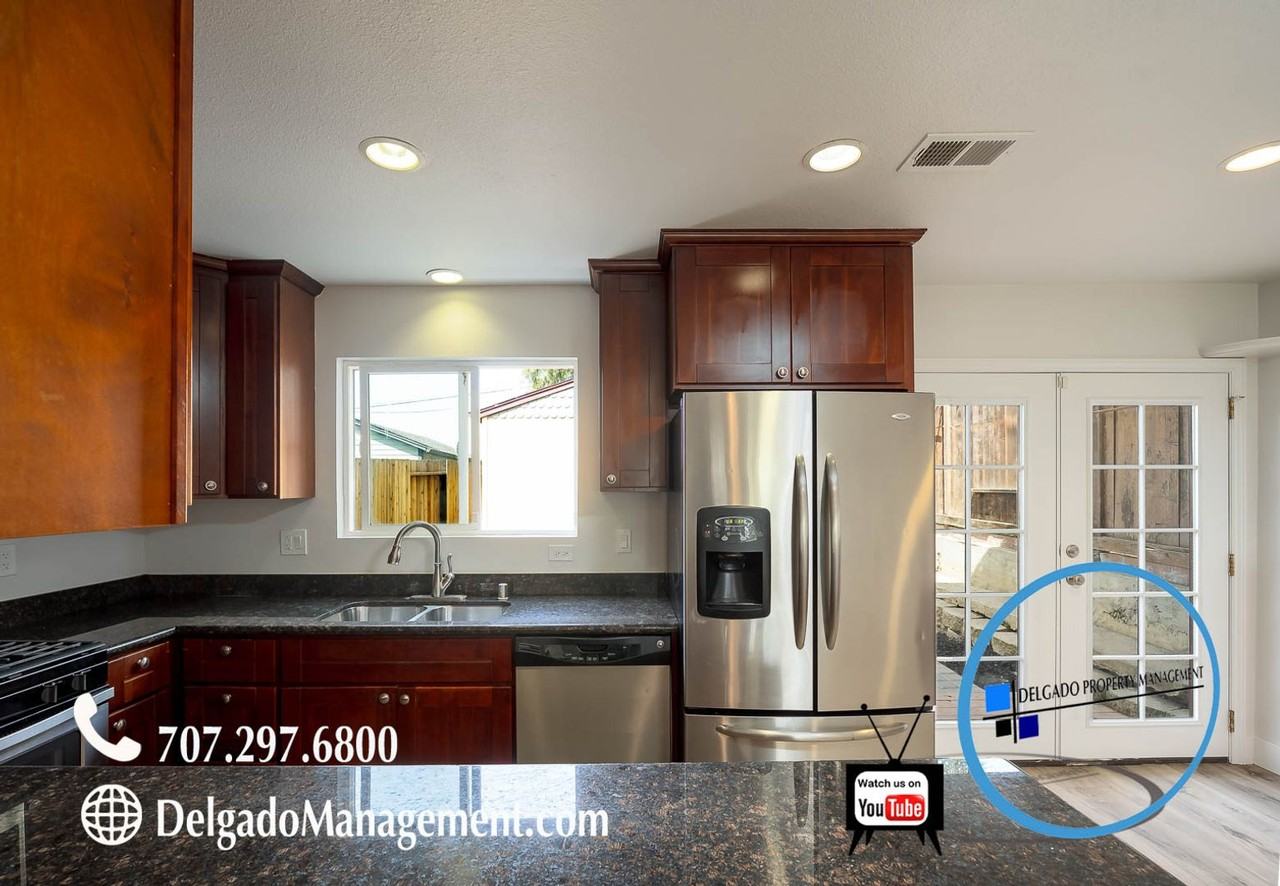 240 Kentucky St - Photo 7 of 24