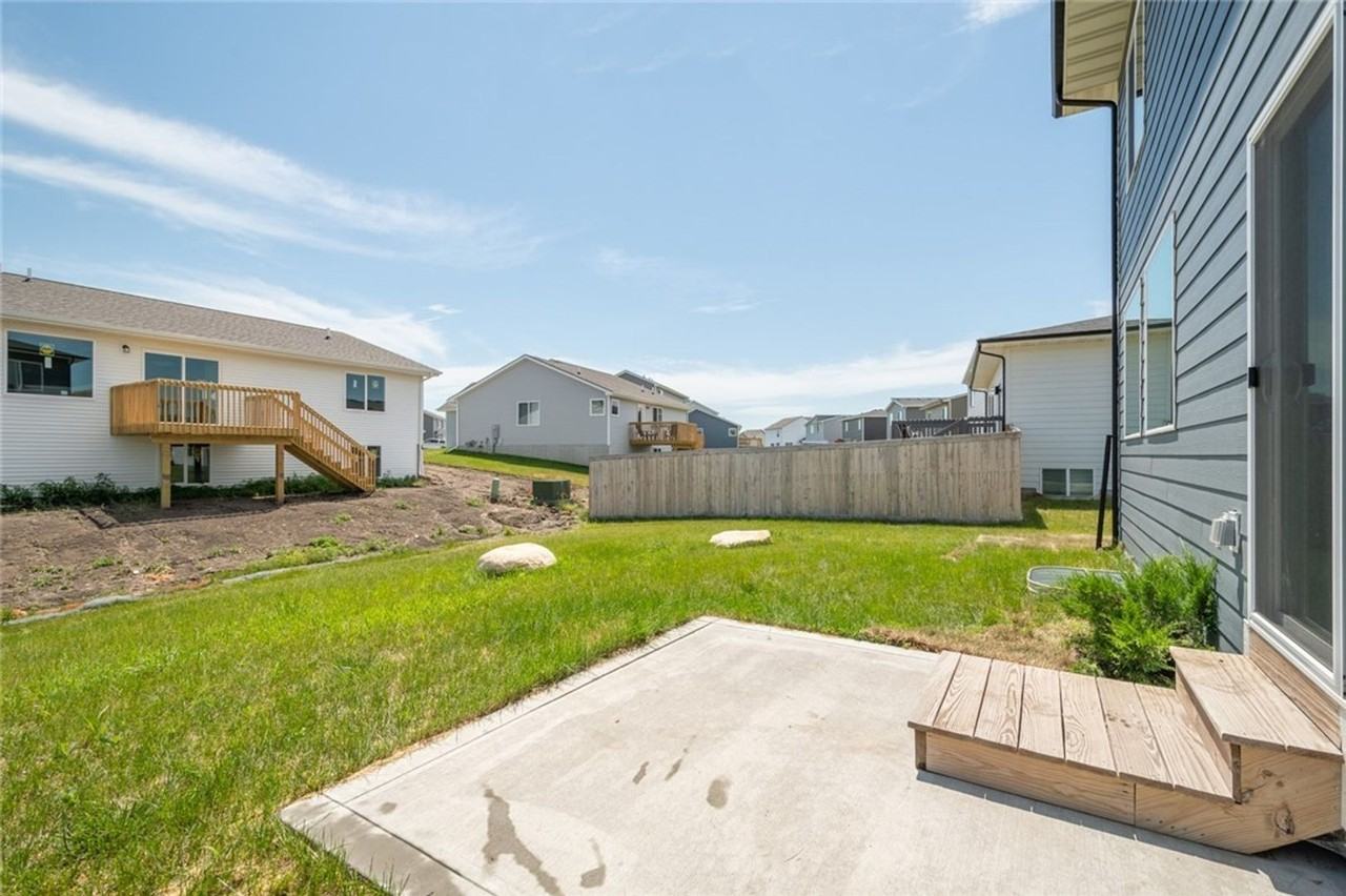 3503 Linden Dr Sw - Photo 3 of 11