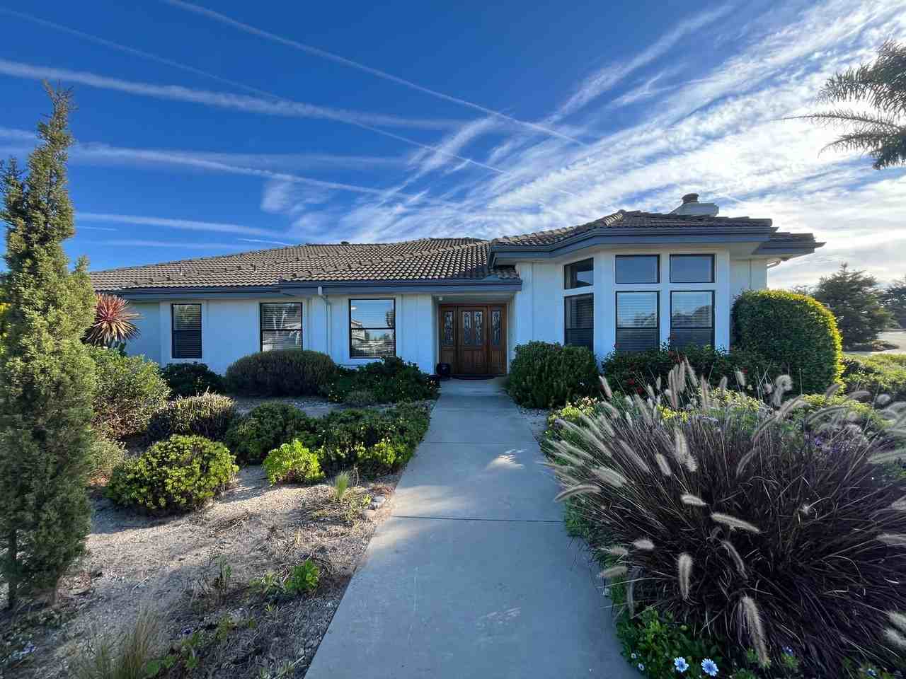 590 Calle Cielo - Photo 2 of 32