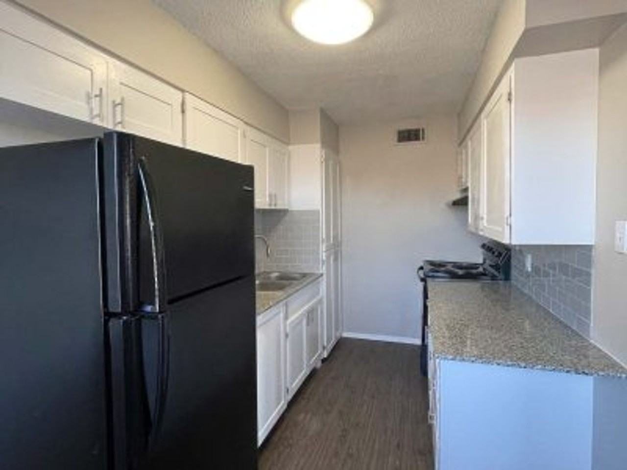 Concho Vista Apartments - Photo 4 of 8