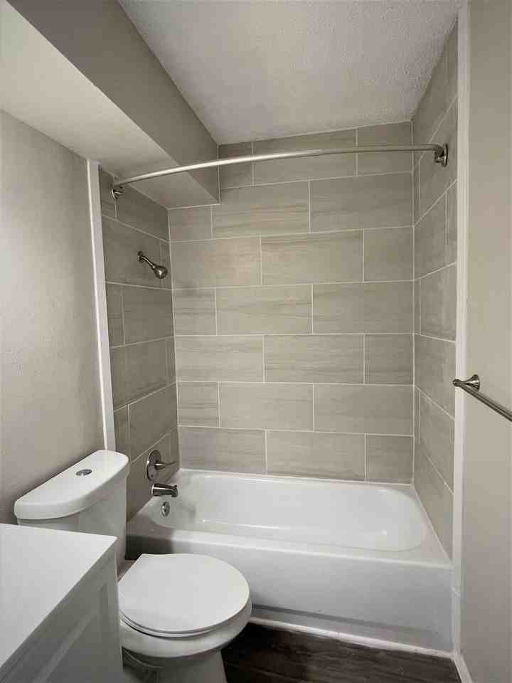 Concho Vista Apartments - Photo 7 of 8