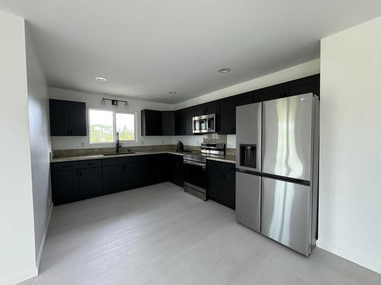 Your New Keaau Oasis Awaits You! - Photo 3 of 8