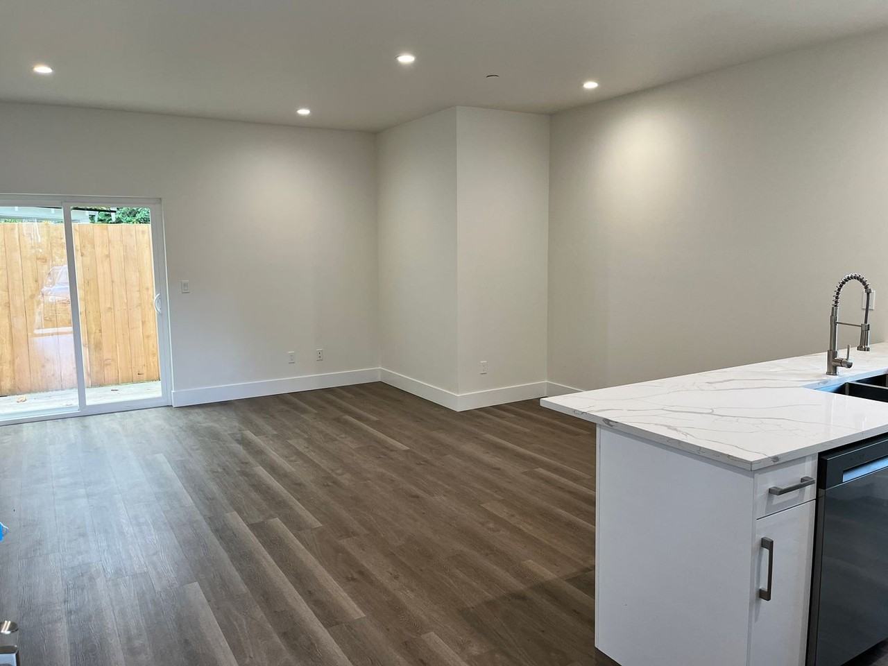 5872 Cedar St #108 - Photo 4 of 16