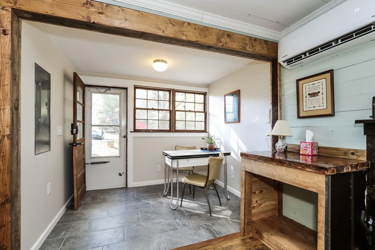 1375 Kermit Dr - Photo 3 of 7