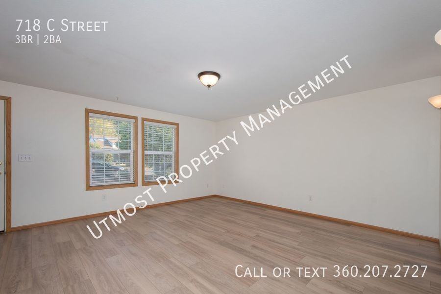 718 C St - Photo 5 of 10