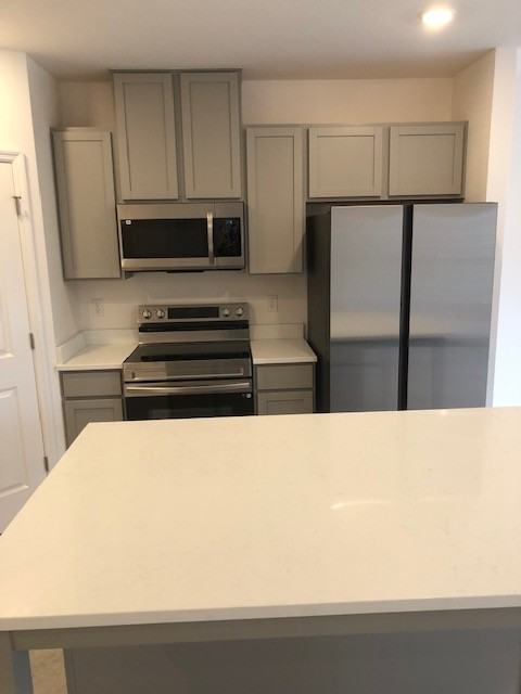 3615 Majestic Dr #3615 - Photo 3 of 21