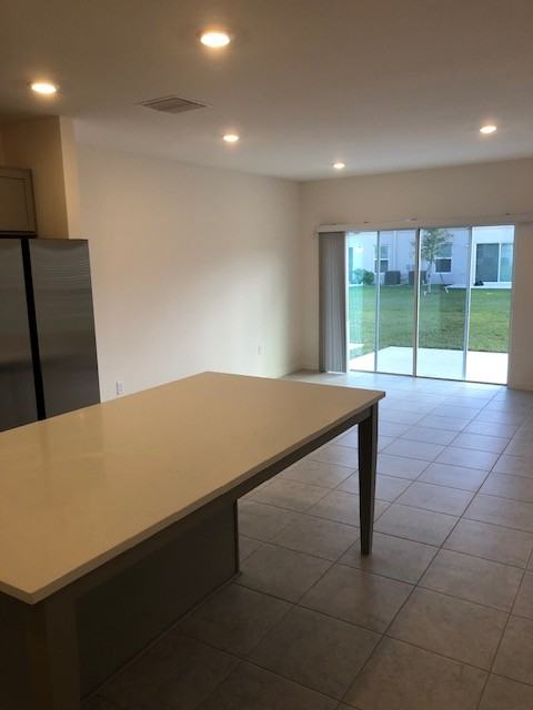 3615 Majestic Dr #3615 - Photo 7 of 21