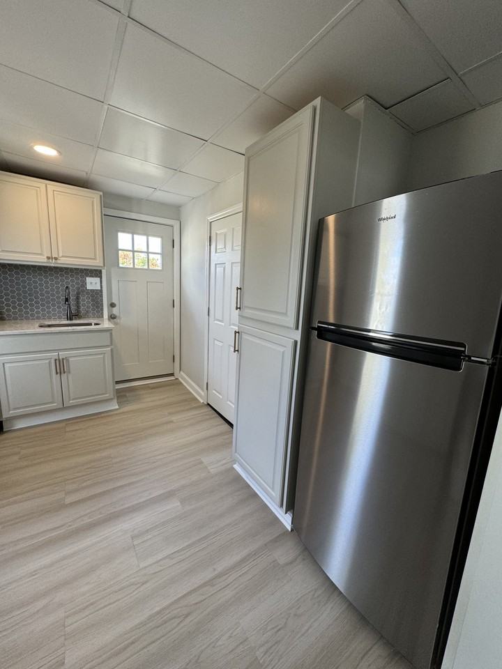 45 W 3rd St #2 - Photo 2 of 17