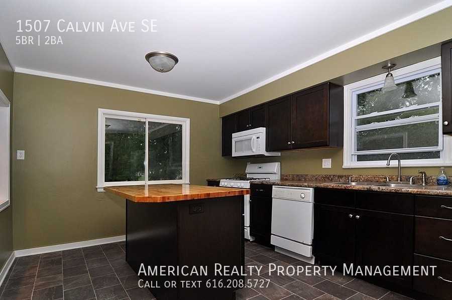 1507 Calvin Ave Se - Photo 2 of 19