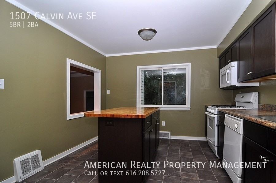 1507 Calvin Ave Se - Photo 3 of 19