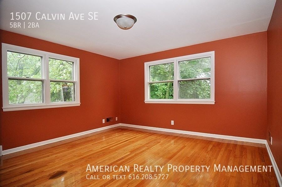 1507 Calvin Ave Se - Photo 6 of 19