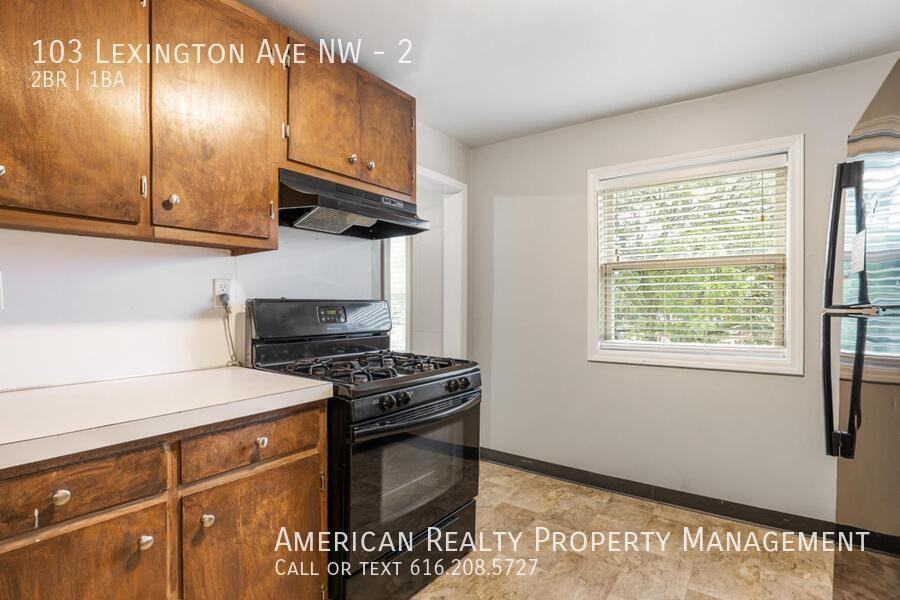 103 Lexington Ave Nw #2 - Photo 4 of 15