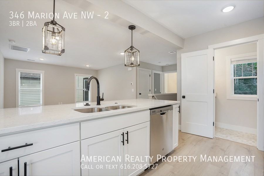 346 Marion Ave Nw #2 - Photo 4 of 17