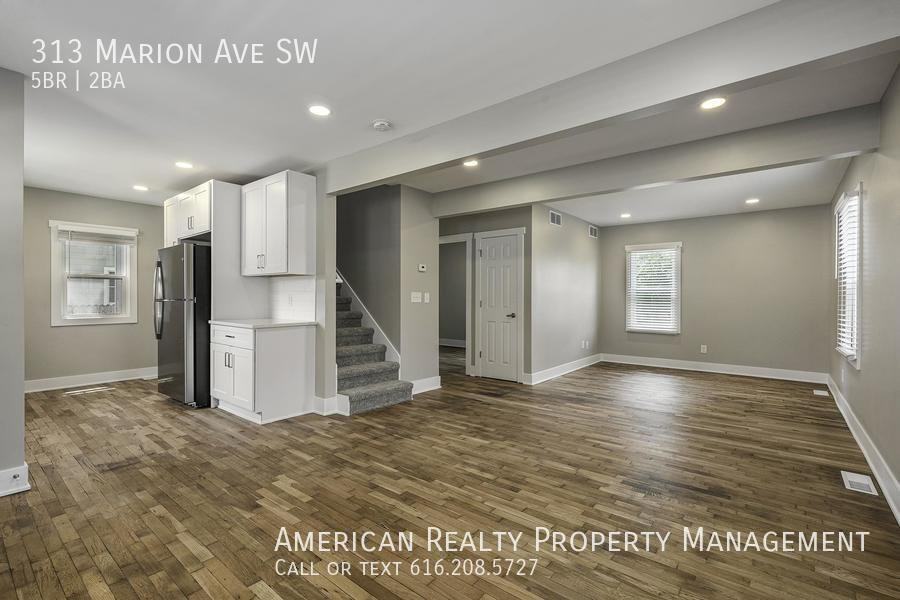 313 Marion Ave Sw - Photo 6 of 21