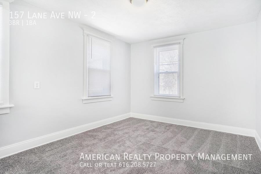 157 Lane Ave Nw #2 - Photo 5 of 14