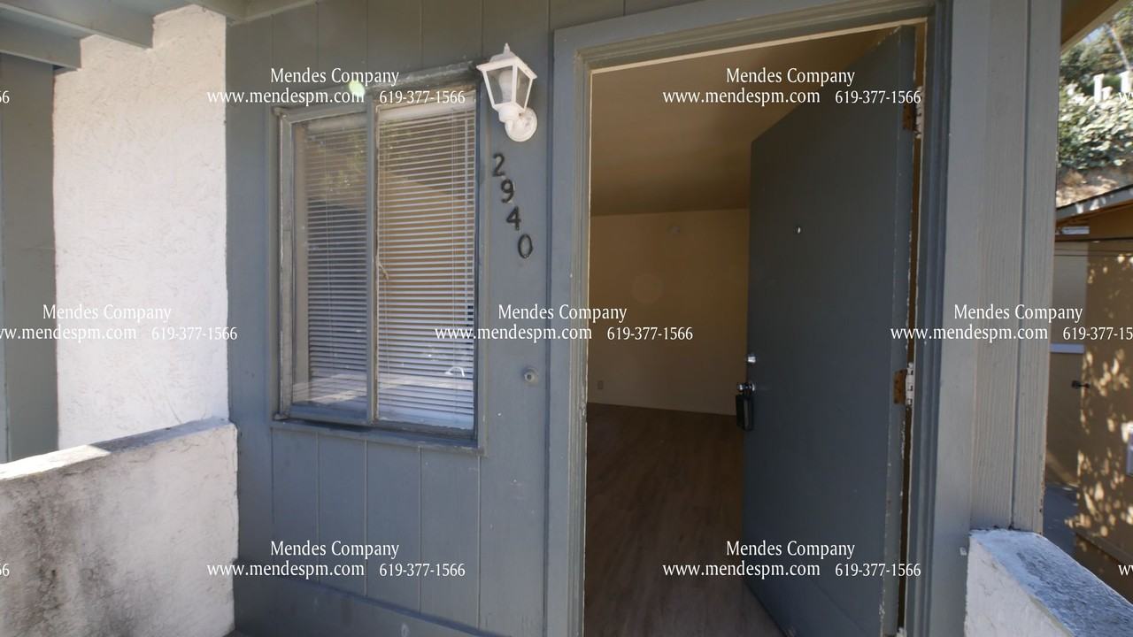 2940 Reynard Way - Photo 2 of 10