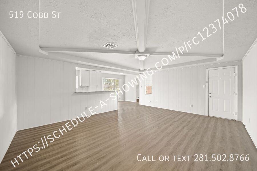 519 Cobb St - Photo 3 of 12