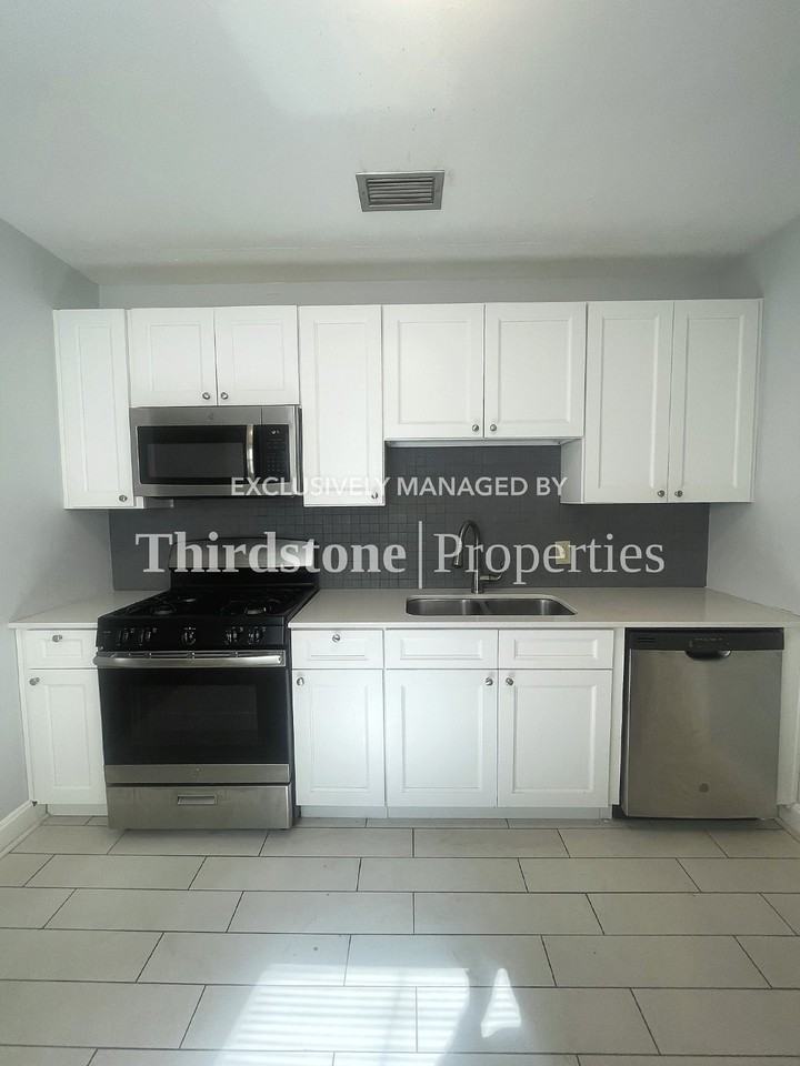 6 N Oakridge Ave - Photo 7 of 33