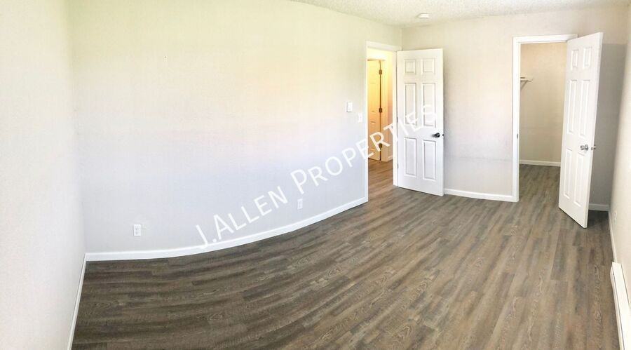 1807 Parker Cir #E - Photo 4 of 7