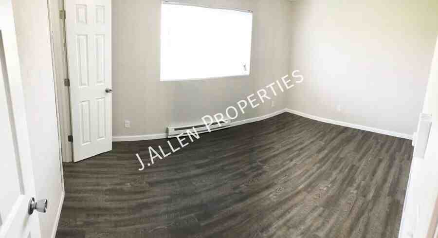 1807 Parker Cir #E - Photo 5 of 7