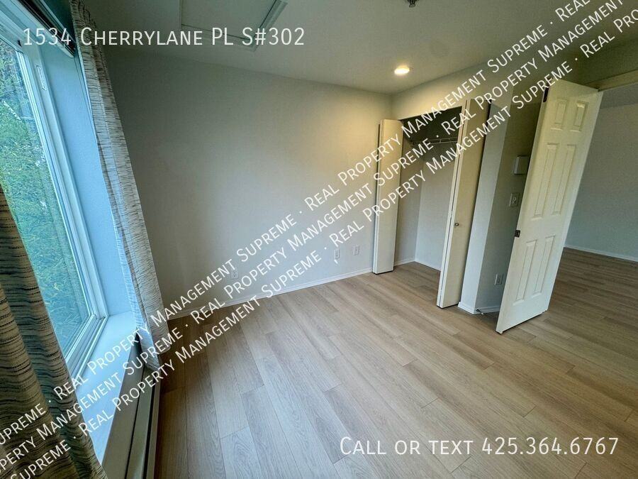 1534 Cherrylane Pl S Apt 302 - Photo 4 of 9