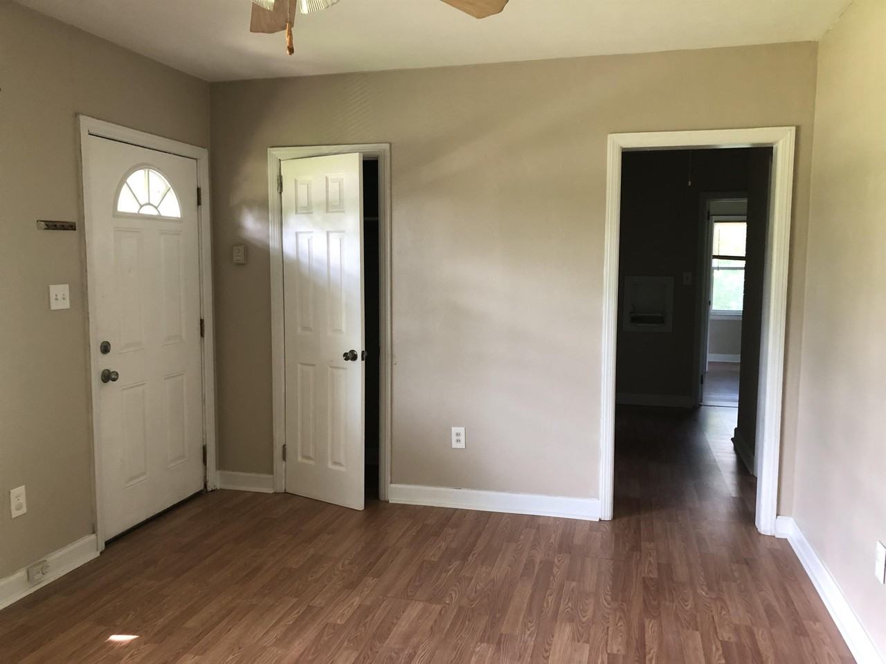 Hunter St 108 - Photo 2 of 11