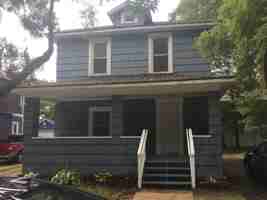 featured image of 1211 W Lovell St