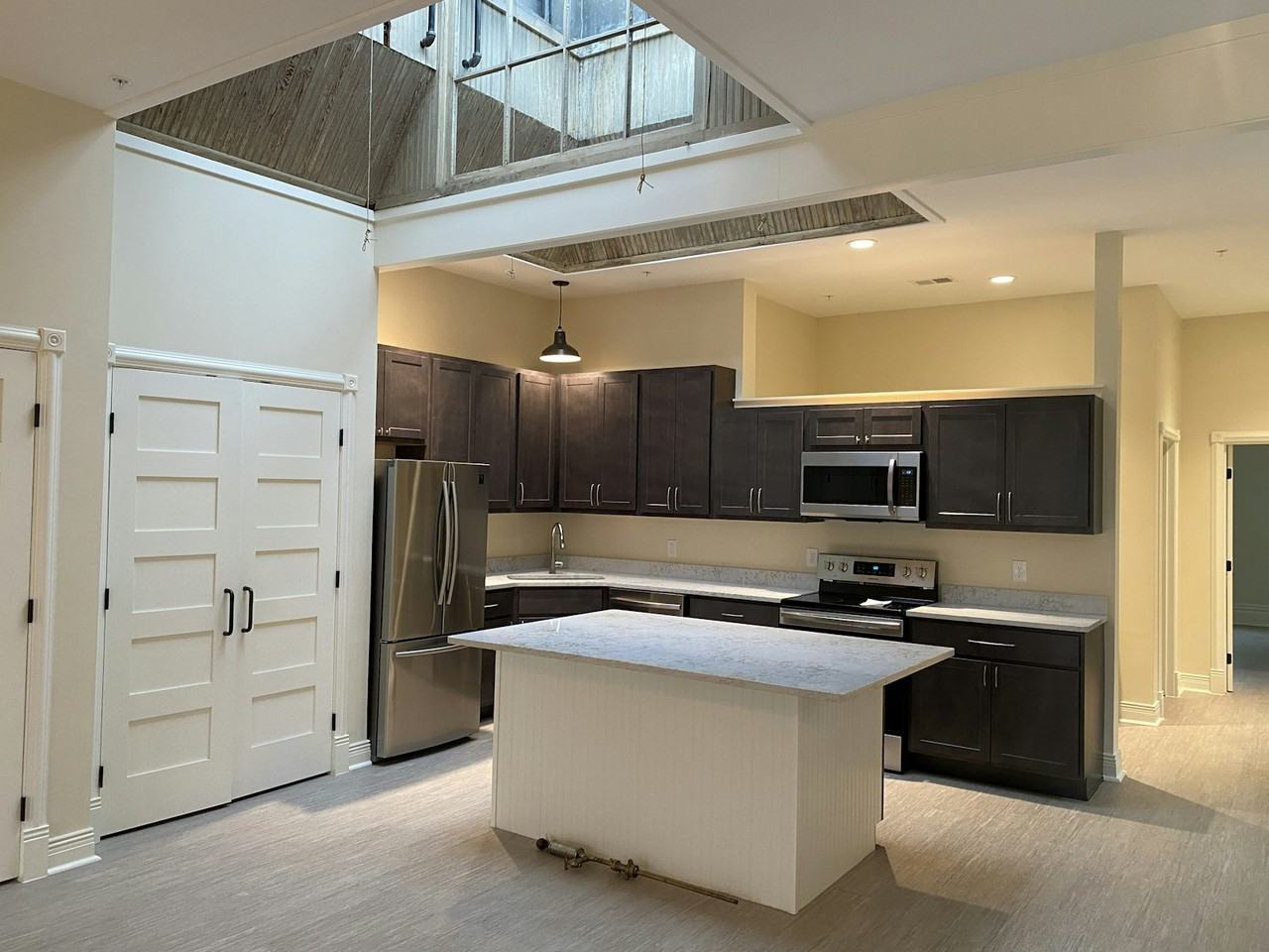 408 South Superior Street, Unit G - Photo 2 of 15