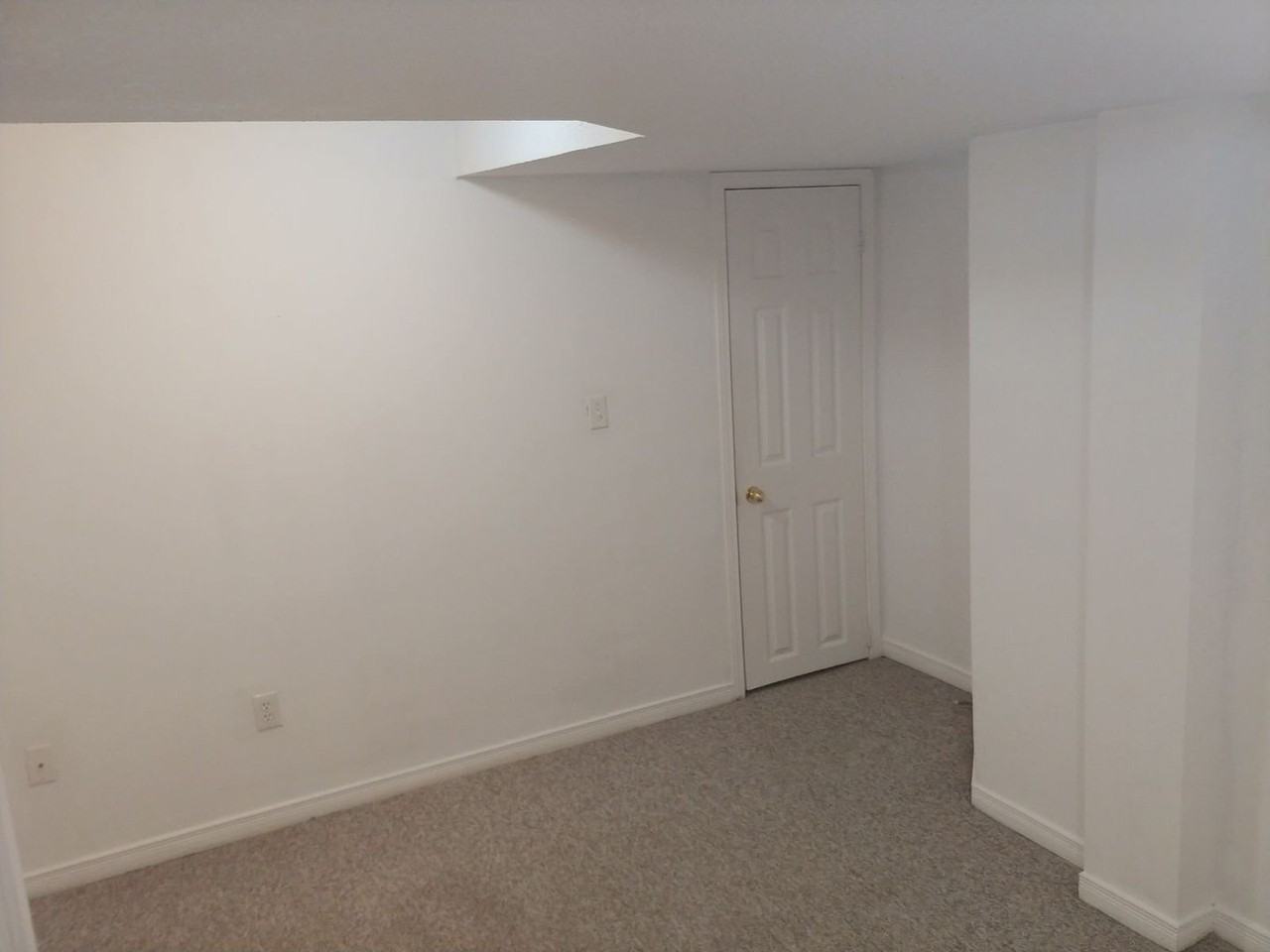 75 Echo Ridge Cres - Photo 2 of 6