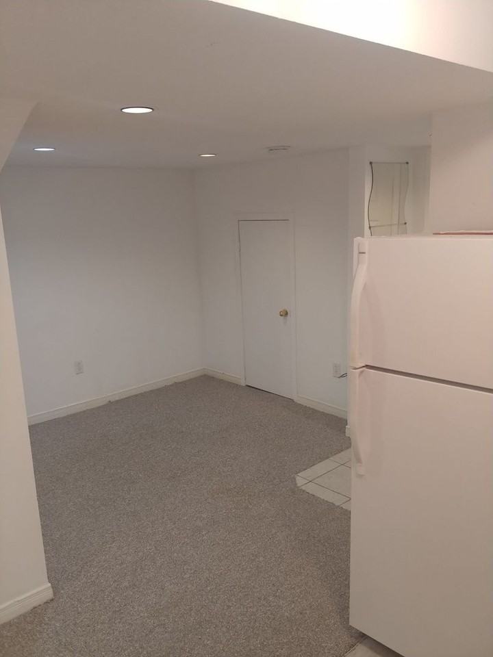 75 Echo Ridge Cres - Photo 3 of 6