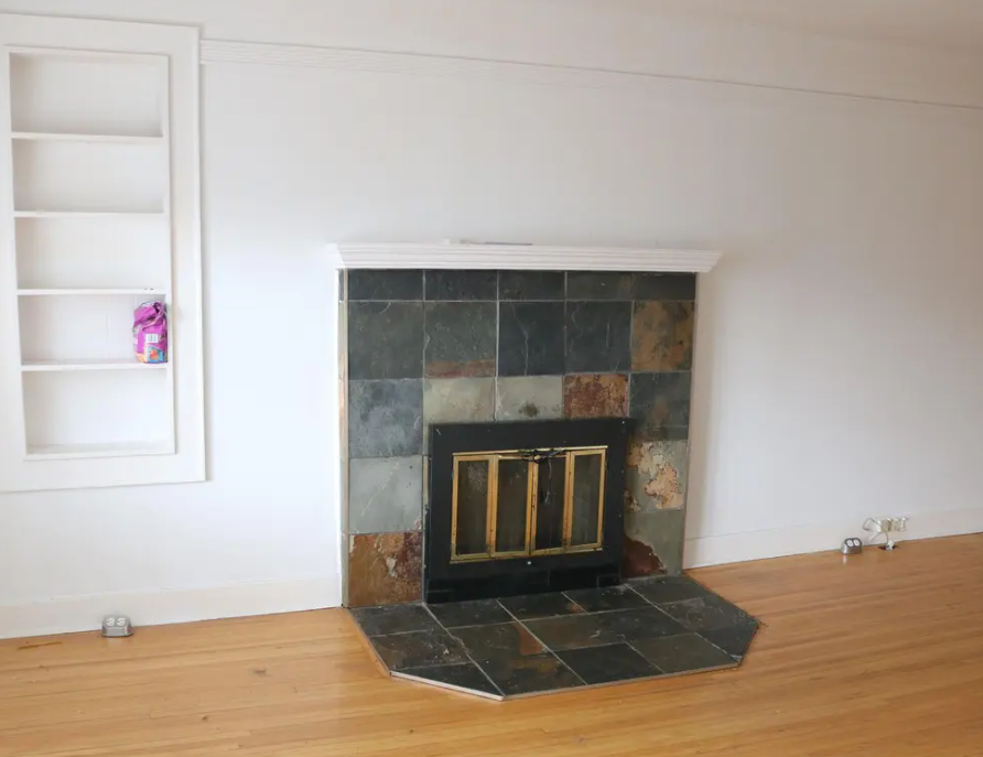 824 College Ave #1 - Photo 2 of 6