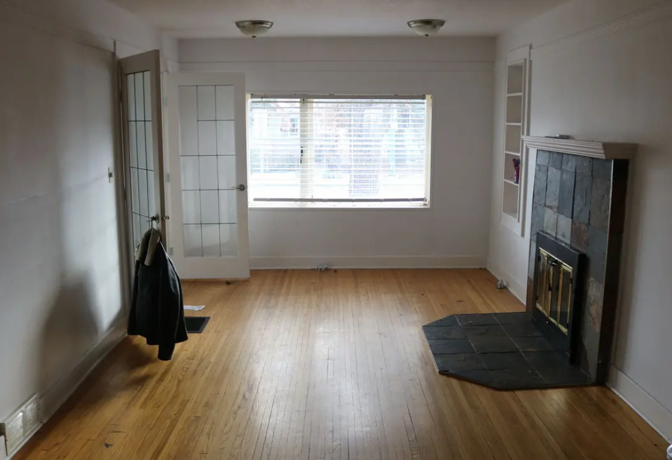 824 College Ave #1 - Photo 3 of 6