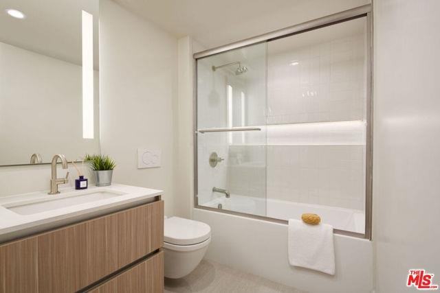 11837 Mayfield Ave #104 - Photo 3 of 8