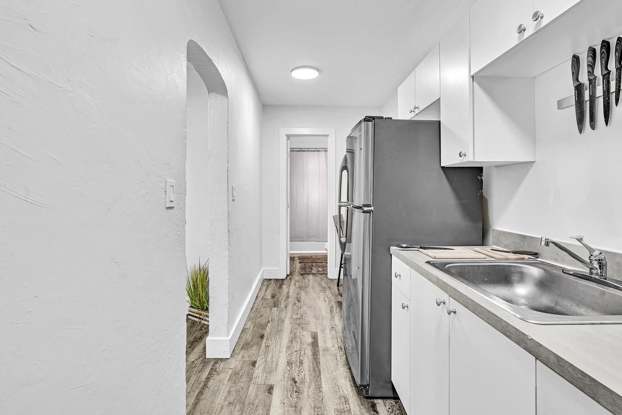 Ne 78th St - Photo 2 of 18