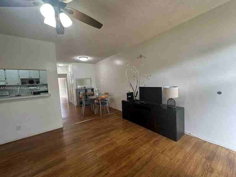 2838 Madison St #2 - Photo 2 of 8