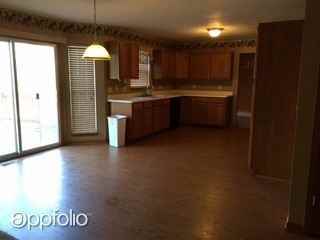 1195 Baltic Mill Dr - Photo 3 of 12