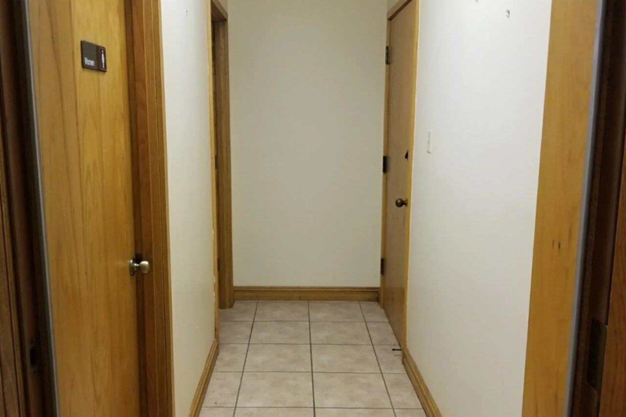 646 N Foster Dr Ste B - Photo 2 of 7