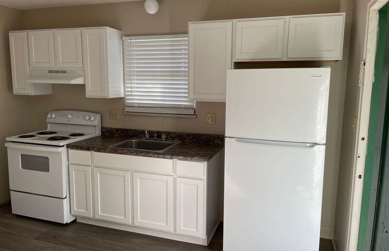 768 Griggs Ave - Photo 3 of 19