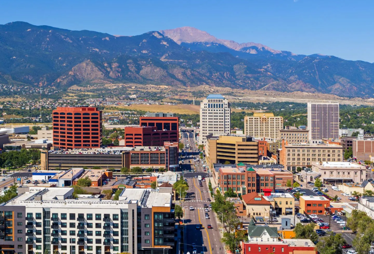 810 S er St, Colorado Springs, CO 80903 2 bedroom House Rental