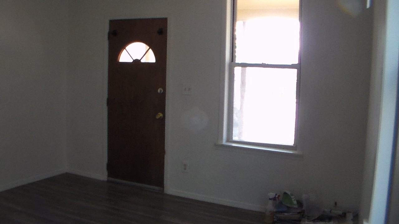 120 N 2nd St - Photo 2 of 9