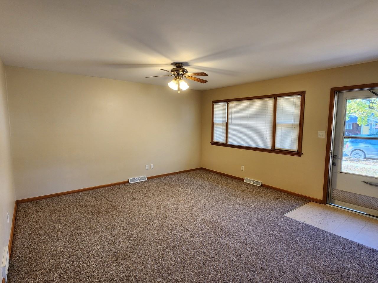 2728 S Lemon St - Photo 3 of 10