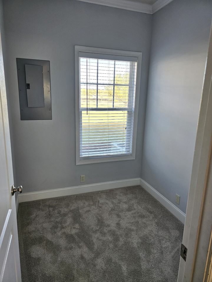 1425 Hidden Meadow Ln - Photo 7 of 22