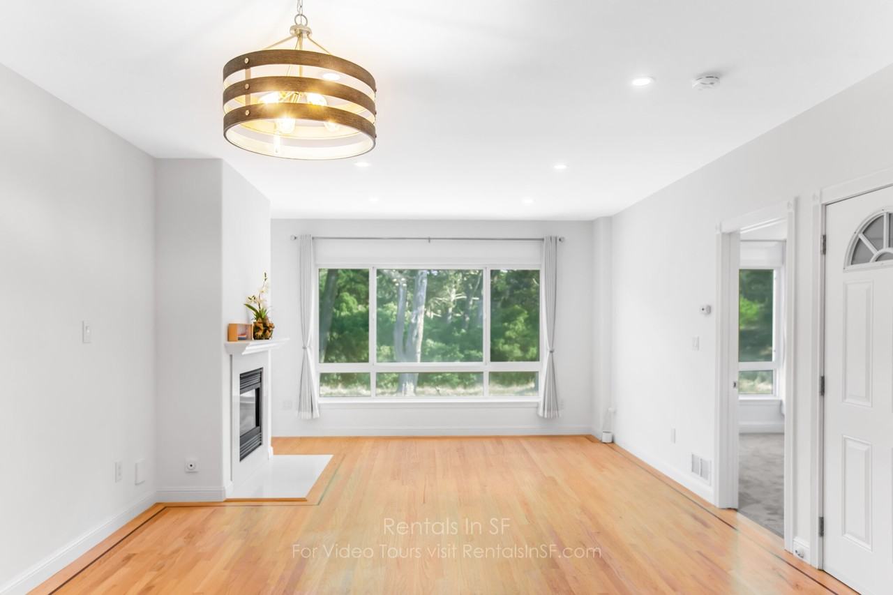 4525 Lincoln Way - Photo 3 of 17