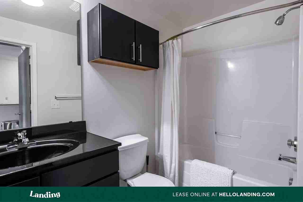 1820 East Broad Street - Photo 5 of 50